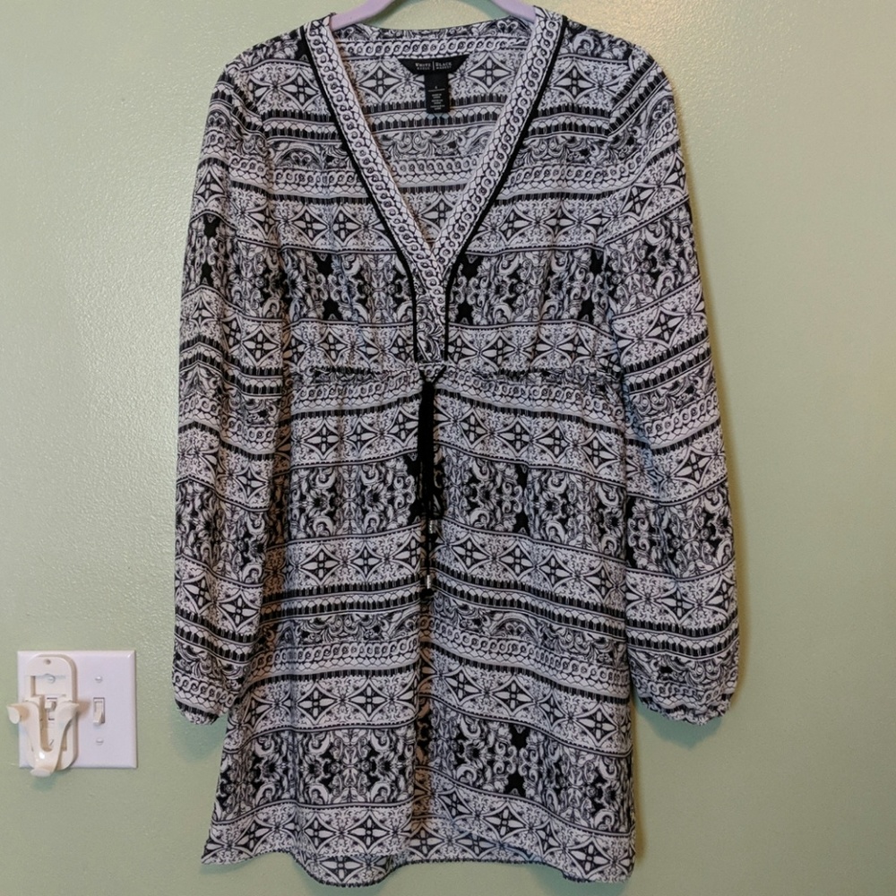 NWOT Whote House Black Market Tunic size 6